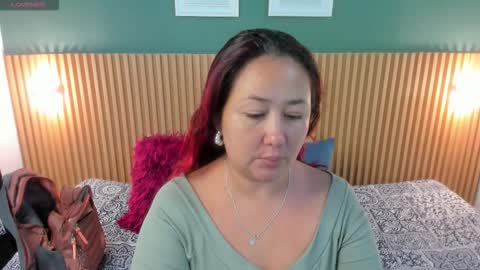 Snapshot of _anavictoria_ chatting on October 14, 11:46 am Ana Victoria online show from October 14, 11:46 am