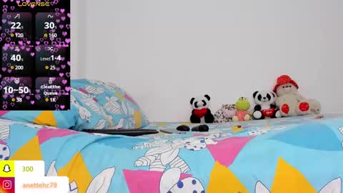 Anette online show from March 3, 8:43 pm