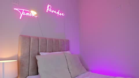 ngela  online show from February 4, 5:45 pm