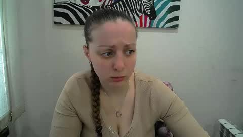 Anna online show from April 20, 6:16 am