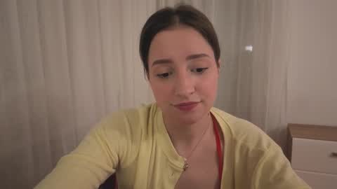 Anna online show from March 17, 3:39 pm