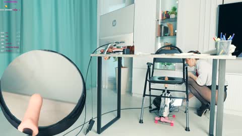 _artporno_ online show from November 23, 7:06 am