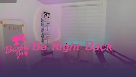 Andrea online show from February 6, 5:40 pm