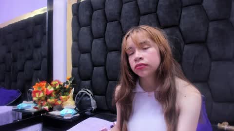 _bella_barbie online show from April 4, 3:57 am