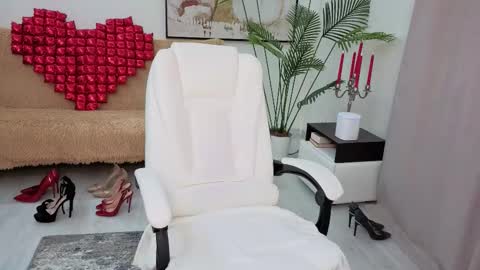 Beylly online show from February 14, 5:37 pm