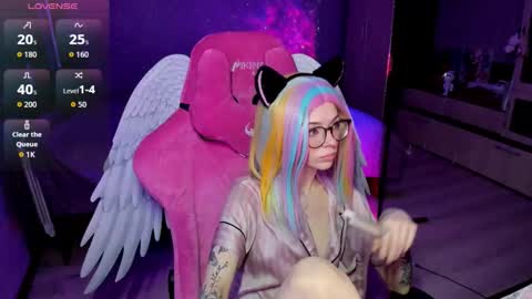 Olivia Subscribe to my Fansly -   online show from November 14, 11:28 pm