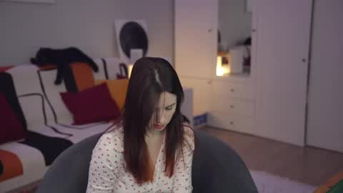 Snapshot of _blackbee_ chatting on March 2, 10:14 am Lili online show from March 2, 10:14 am