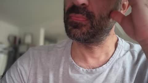 _blackeyedboy online show from April 7, 4:58 am