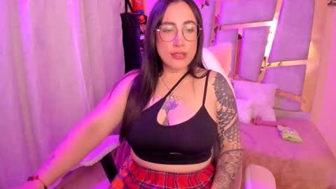 Angie  Independent model online show from September 27, 9:18 am