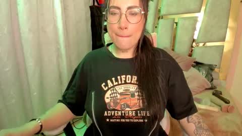 Angie  Independent model online show from October 8, 9:48 am