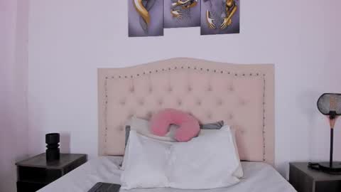 Snapshot of _bustylucianaa_ chatting on October 7, 11:12 pm Luciana online show from October 7, 11:12 pm