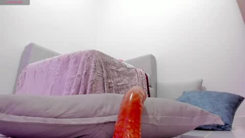 Candy online show from April 21, 6:26 pm