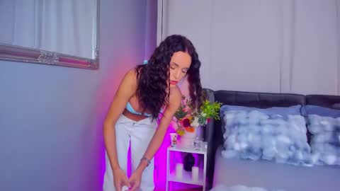 _carlawhite_ online show from March 11, 4:26 am