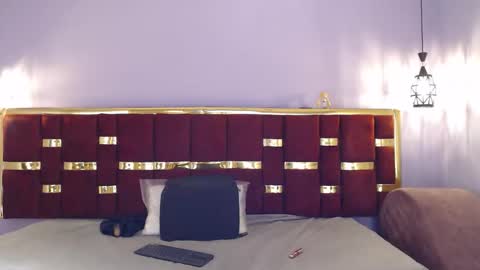 Caroline online show from February 17, 10:47 am