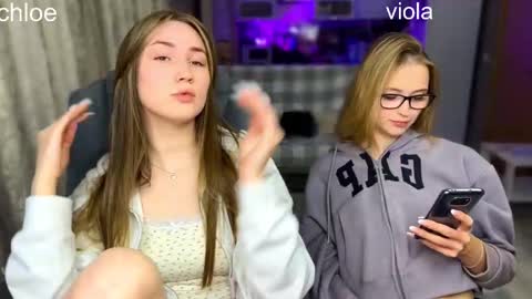 _chloe_miller_ online show from September 28, 7:23 pm