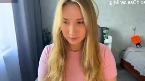 _chloe_miller_ online show from July 20, 3:25 pm