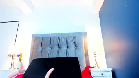 _ciara_benet_ online show from September 16, 12:07 pm