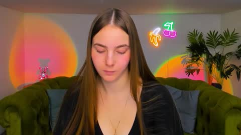 Erika online show from December 2, 1:31 pm