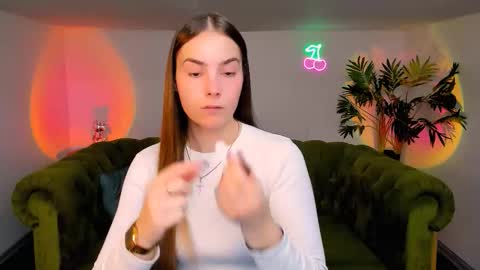 Erika online show from September 13, 9:23 am