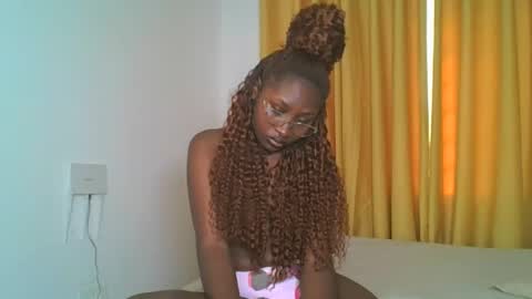 STEPH online show from October 25, 6:46 am