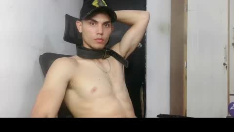 _dadybig_ online show from November 10, 5:10 am