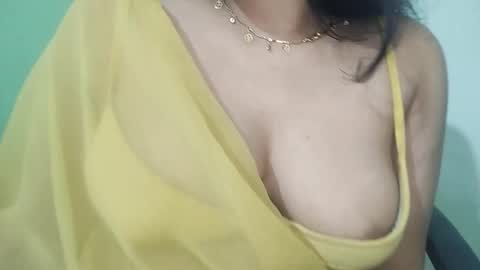 _dreamgirl_0 online show from February 20, 12:40 pm