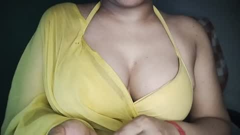 _dreamgirl_0 online show from July 16, 8:34 pm