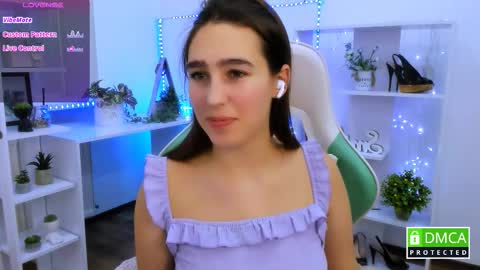 Lizzy  online show from February 8, 11:19 pm