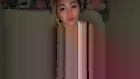 _ellenadarna online show from April 24, 2:13 am