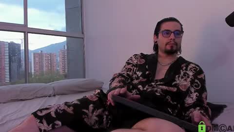  -         online show from February 28, 10:58 pm