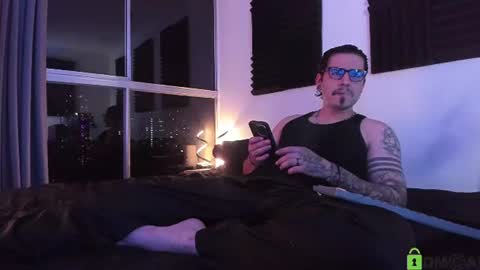  -         online show from July 4, 1:31 am