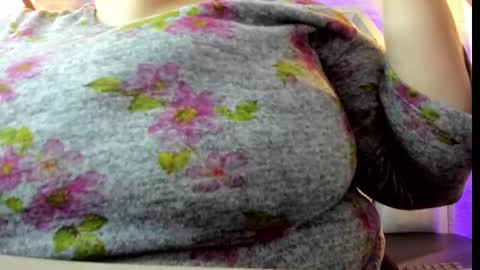 Emily  online show from October 29, 11:23 am