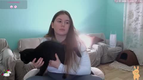 Sam  online show from April 19, 6:10 pm