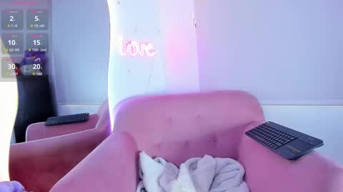 Gabby online show from September 25, 12:23 pm