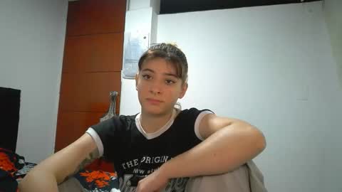 Mia-foster online show from March 31, 2:23 am