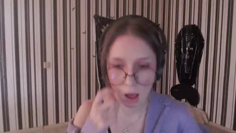 Hannaolotl online show from November 4, 12:06 pm