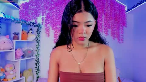 Hanna Botero online show from November 18, 3:37 pm