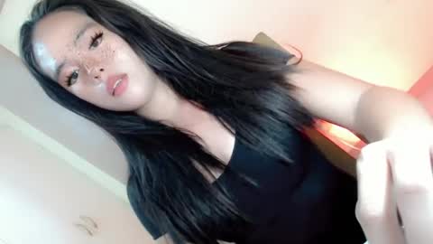 _hottiefox_ online show from July 22, 1:46 pm