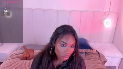 Darlis  online show from January 8, 7:31 pm