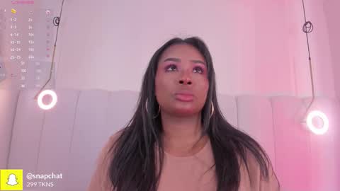 Darlis  online show from October 21, 8:12 pm