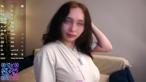 Emily online show from April 23, 6:09 pm