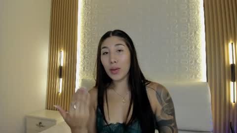Isabella online show from July 25, 1:09 pm