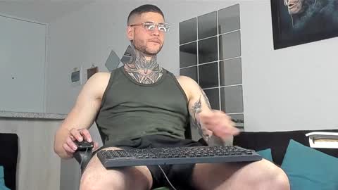 jeison online show from January 24, 11:56 pm