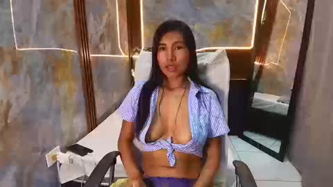 Snapshot of _jessi69_ chatting on September 18, 10:14 pm Jesica online show from September 18, 10:14 pm