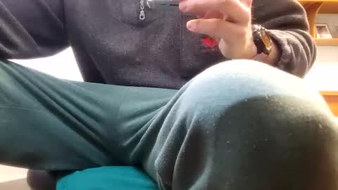 Snapshot of _julian_69 chatting on January 12, 9:40 am Jonnhy online show from January 12, 9:40 am