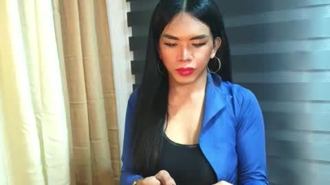 _karie_ online show from November 10, 5:27 pm