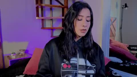 kelly online show from May 27, 12:57 pm