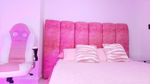 Kendall online show from November 7, 12:40 pm