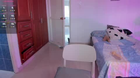  koriinn  online show from April 11, 11:58 am