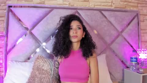 Lanna  online show from September 11, 4:03 am